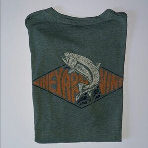 vineyard vines SS Jumping Trout Tee